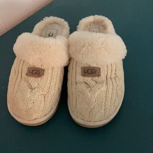 Ivory Ugg Fur Lined Slippers